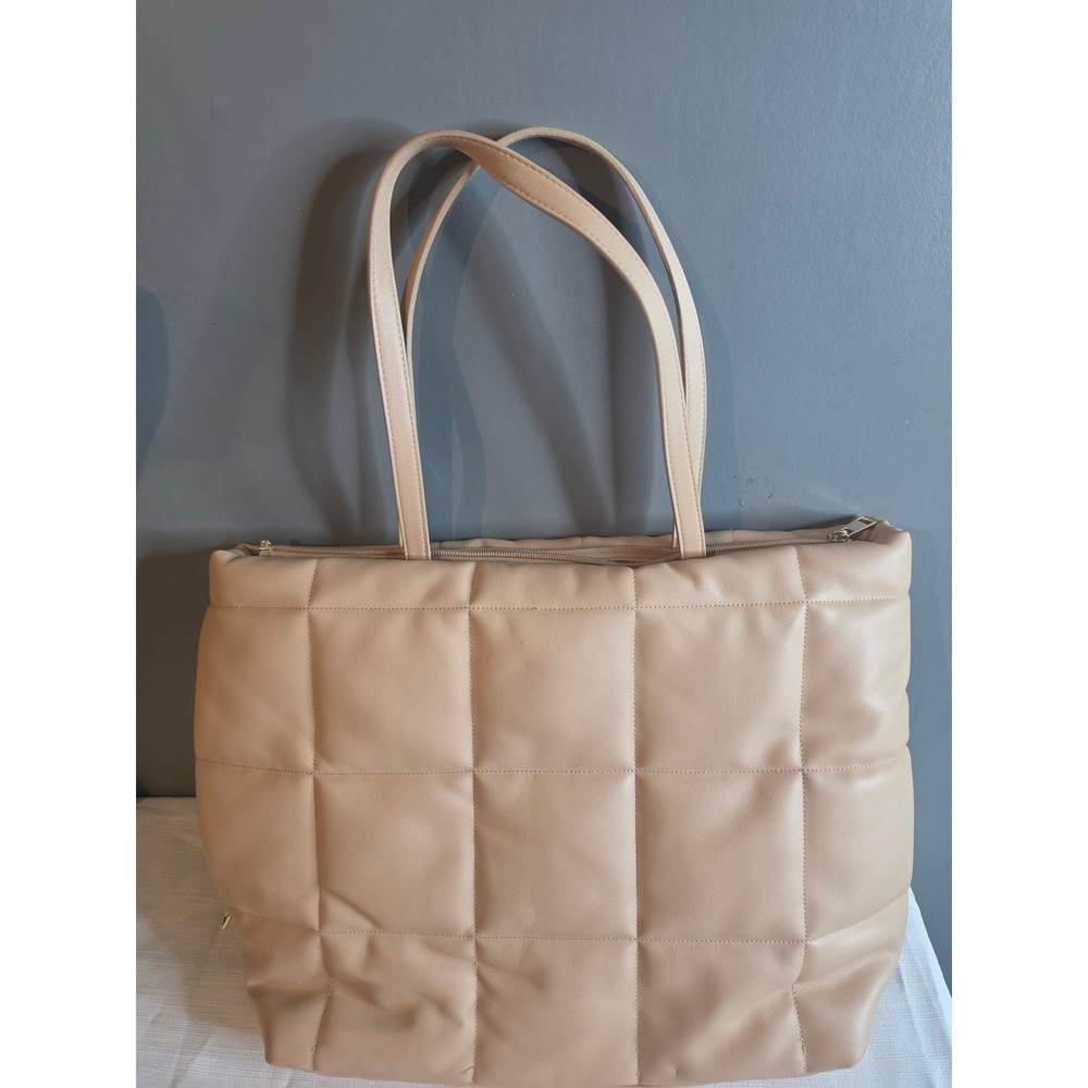 A New Day Quilted Tote Bag Beige Faux Leather Shoulder Bag Top Zip